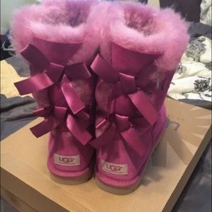 Ugg Bailey Bow Hot Pink